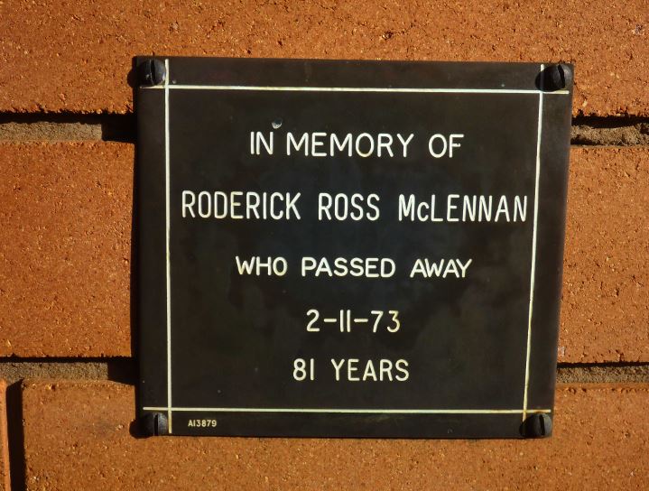 Photo of headstones/Roderick Ross McLennan d1973 plq Albany Creek mem pk